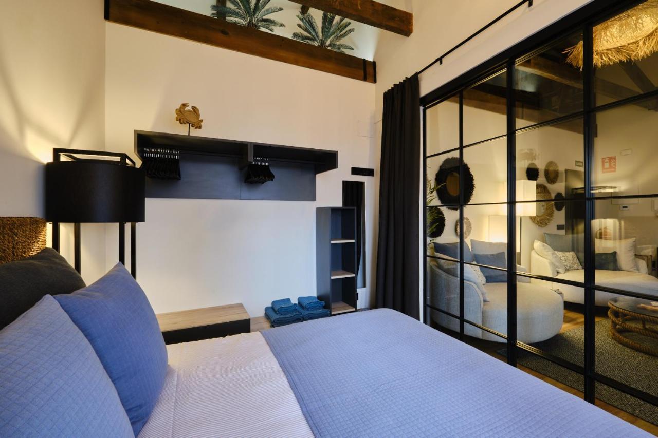 El Amarre - Navega En El Camarote De Un Navio Con Historia - Grupo Querbes Apartment Gijon Exterior photo