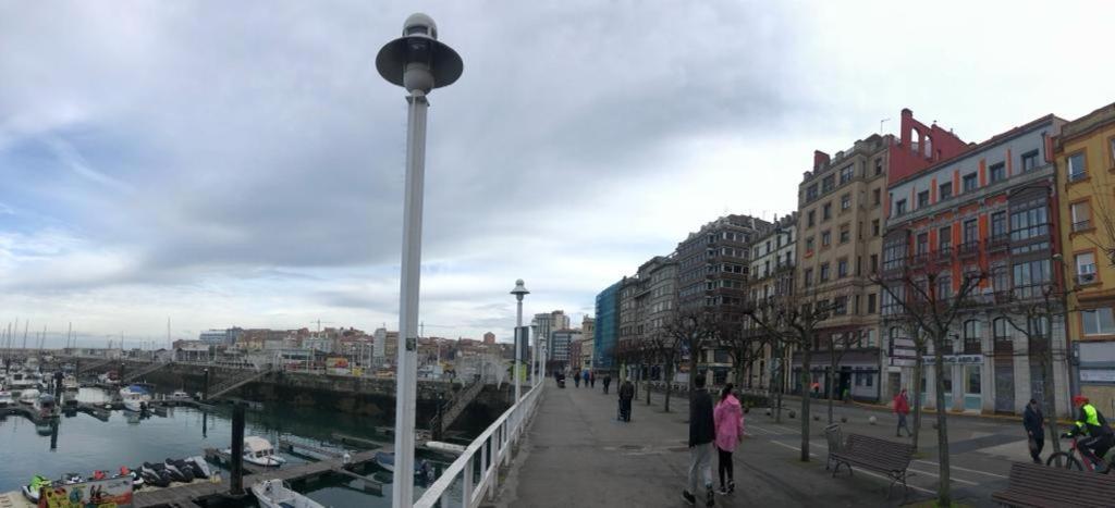 El Amarre - Navega En El Camarote De Un Navio Con Historia - Grupo Querbes Apartment Gijon Exterior photo